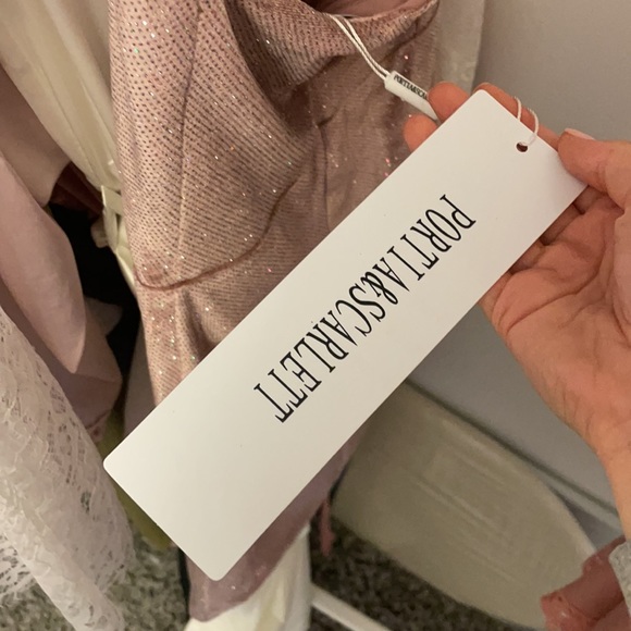 Halter mini dress - Picture 2 of 3